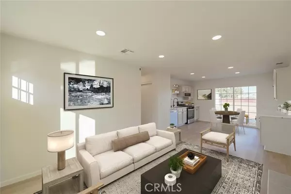 Apple Valley, CA 92307,22090 Cherokee Avenue