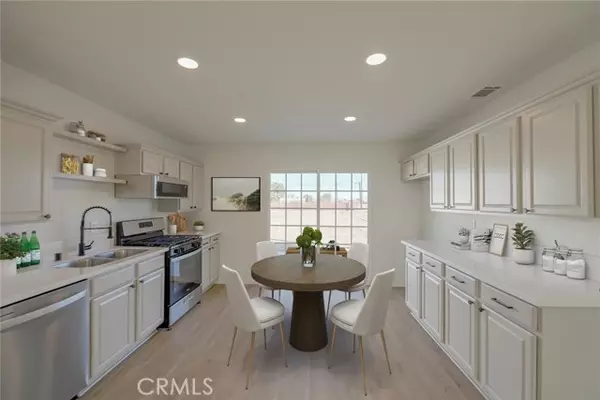 Apple Valley, CA 92307,22090 Cherokee Avenue