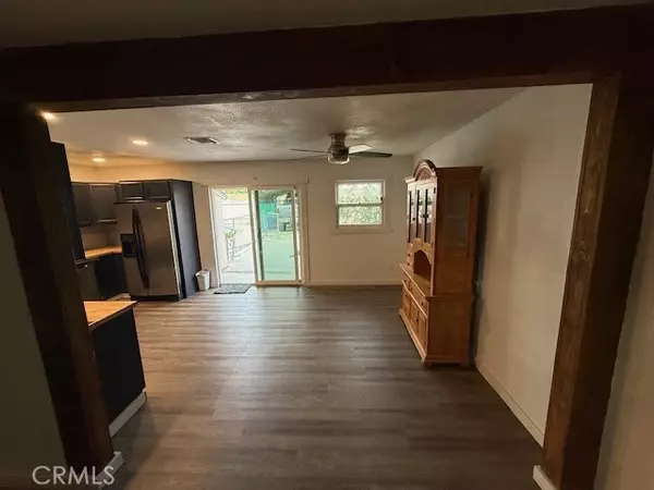 Rialto, CA 92376,360 W San Bernardino