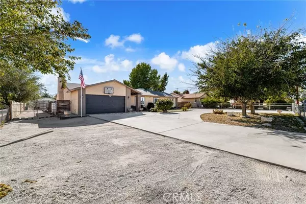 Hesperia, CA 92345,18073 Westlawn