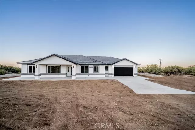 1114 Hollister, Pinon Hills, CA 92372