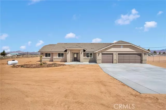 22520 Houston Street, Apple Valley, CA 92308
