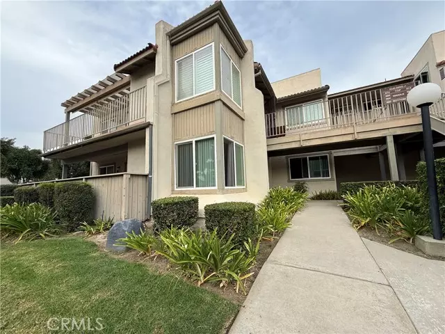 Duarte, CA 91010,860 Cinnamon #55