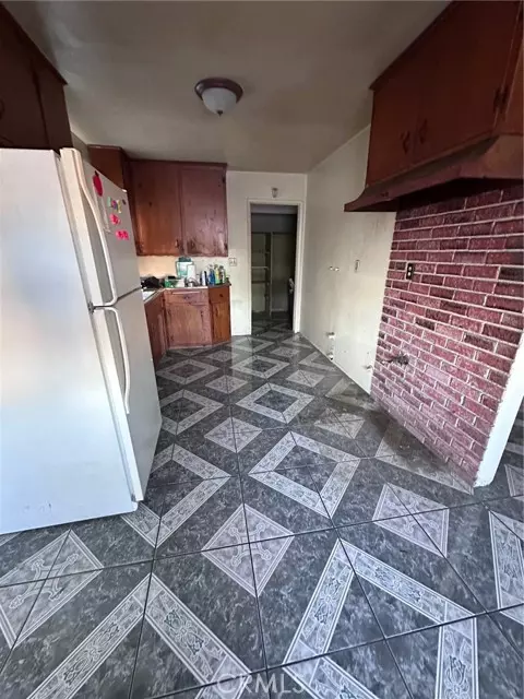 Rialto, CA 92376,262 N Larch Avenue