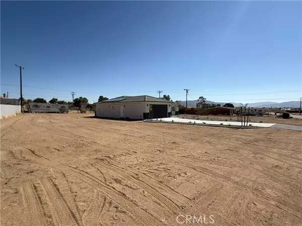 Apple Valley, CA 92307,20420 Yuma