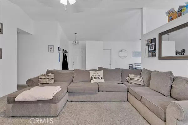 Apple Valley, CA 92308,22517 Ojai