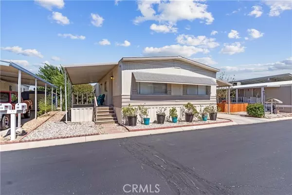 Victorville, CA 92395,13393 Mariposa RD #99