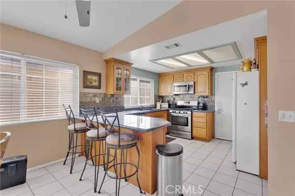 Helendale, CA 92342,26661 Mainsail