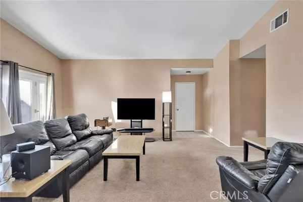 Helendale, CA 92342,26661 Mainsail