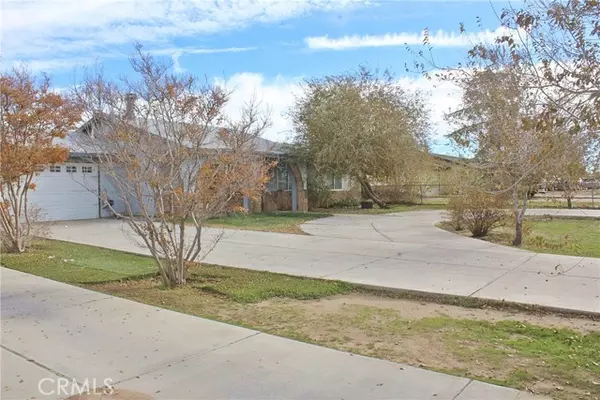 Hesperia, CA 92345,10753 Pinon Avenue