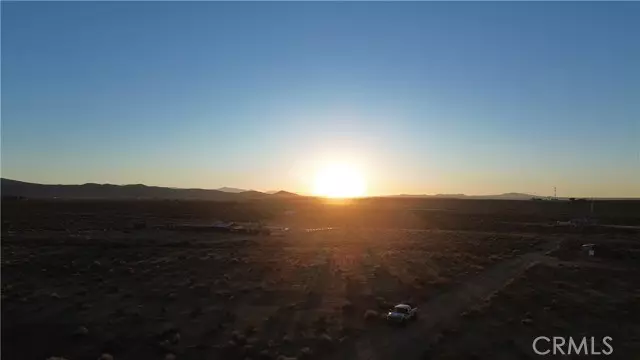 Helendale, CA 92342,2 Buffalo Trail