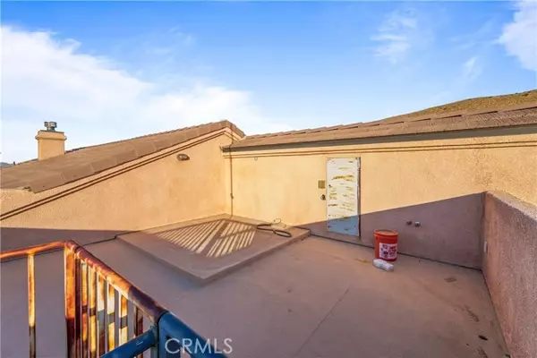 Apple Valley, CA 92308,23053 Roundup Way