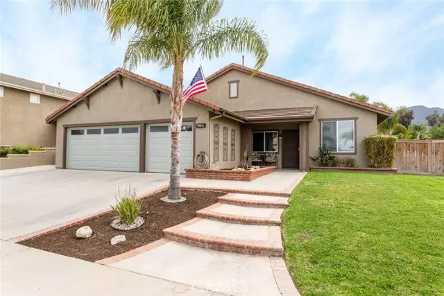 Corona, CA 92882,964 Cowhide Road