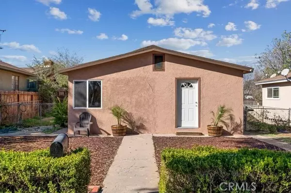 Corona, CA 92882,420 S Merrill Street