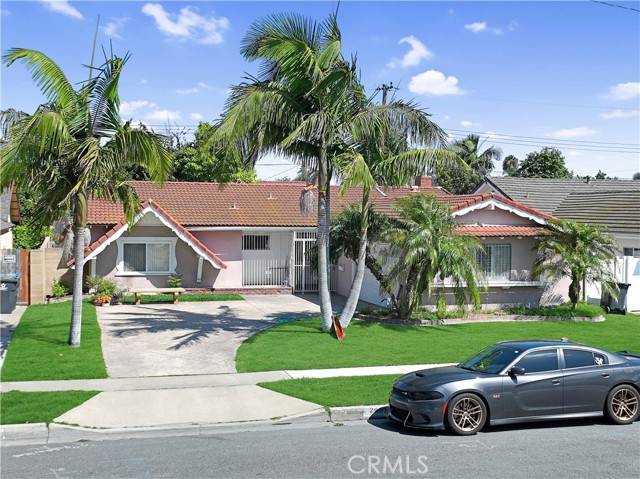 2601 S Pacific Avenue, Santa Ana, CA 92704