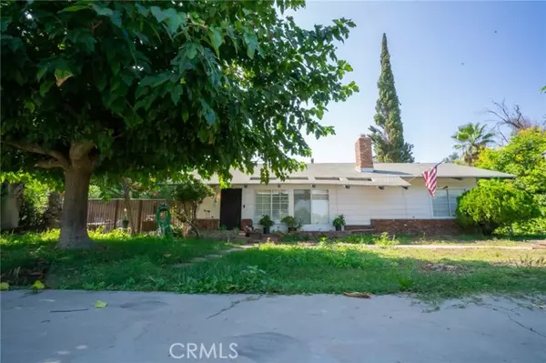 11142 Locust Avenue, Bloomington, CA 92316