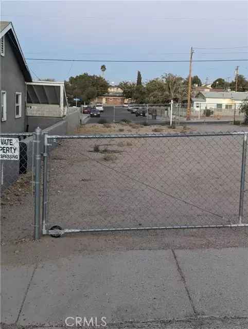 Barstow, CA 92311,1811614 Wilshire Place