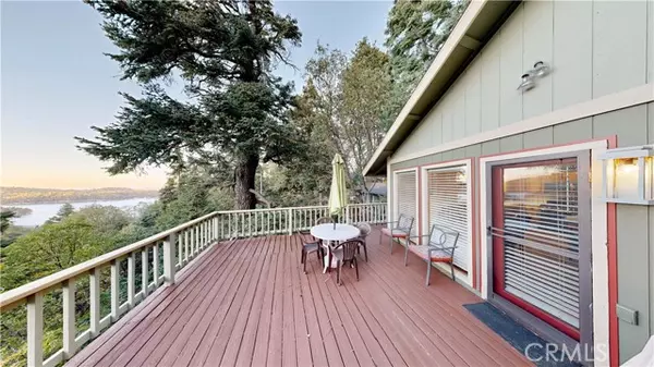 590 Arrowhead Villa Road, Lake Arrowhead, CA 92352