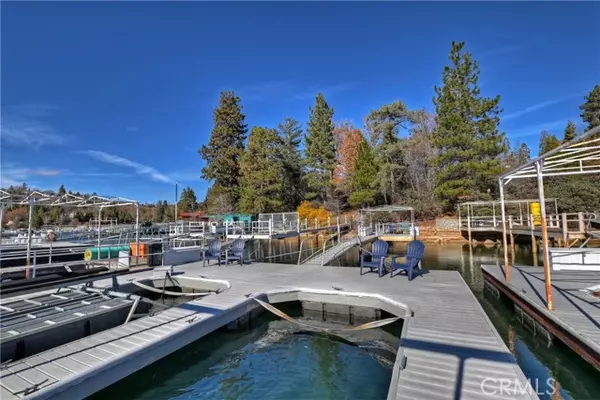 Lake Arrowhead, CA 92352,306 North Shore