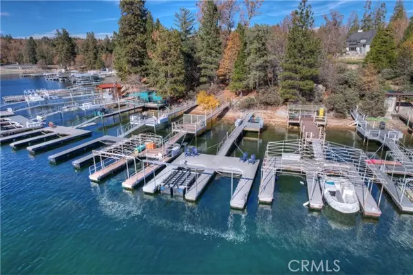 Lake Arrowhead, CA 92352,306 North Shore