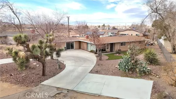 13076 Osage Road, Apple Valley, CA 92308