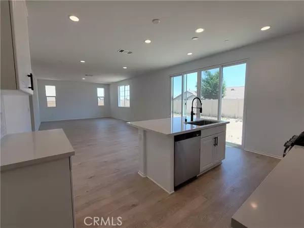 Hesperia, CA 92345,8863 Glencliff Avenue