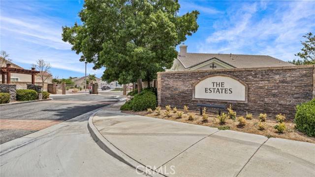 19818 Chicory Court, Apple Valley, CA 92308