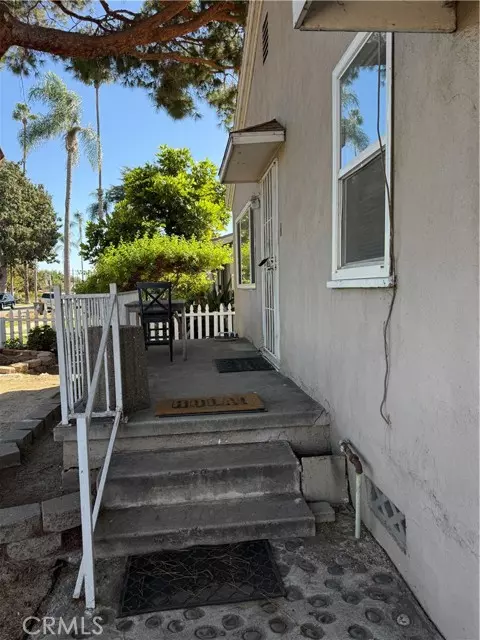 Fullerton, CA 92831,227 N Yale Avenue