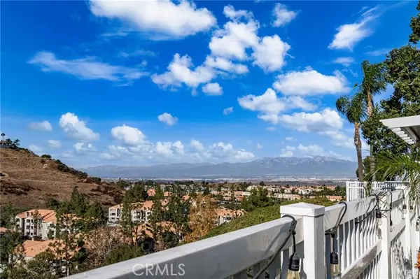 1550 Elegante Court, Corona, CA 92882