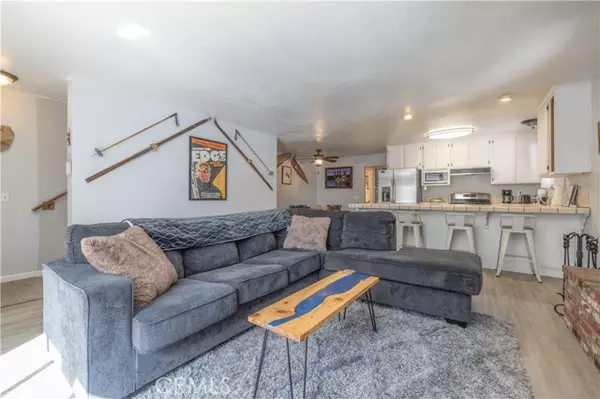 Big Bear Lake, CA 92315,723 Summit Boulevard