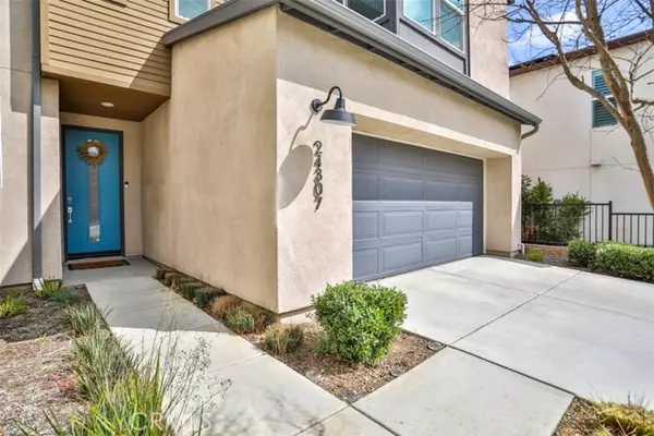 Corona, CA 92883,24307 Juni Court