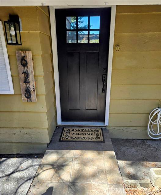 Twin Peaks, CA 92391,628 Rose Lane