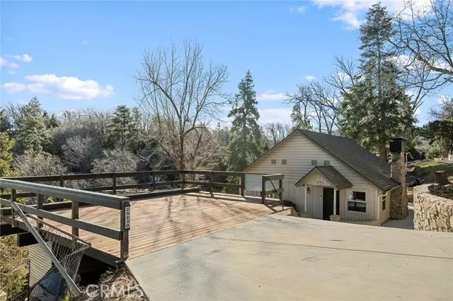 29230 Lake View Drive, Cedar Glen, CA 92321
