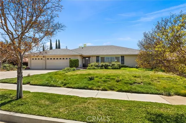620 E Sunset Drive, Redlands, CA 92373