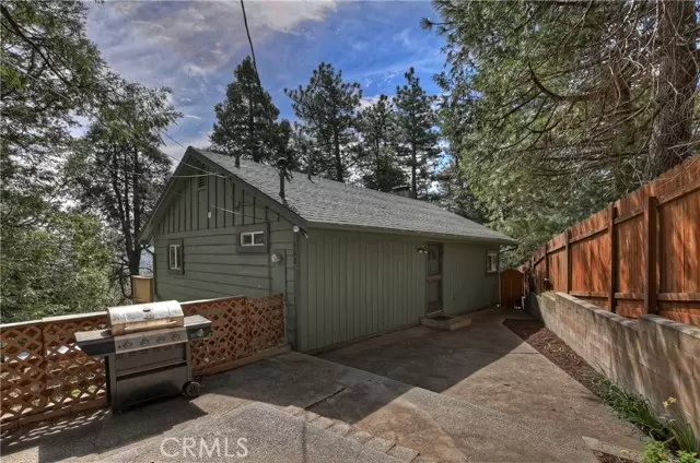 408 Hartman Circle, Cedarpines Park, CA 92322
