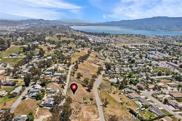 Lake Elsinore, CA 92530,16427 Bailey Street