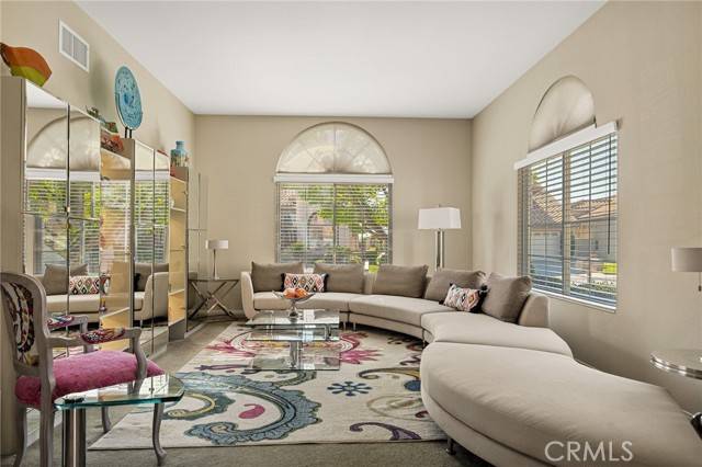 1521 Fairway Oaks Avenue, Banning, CA 92220