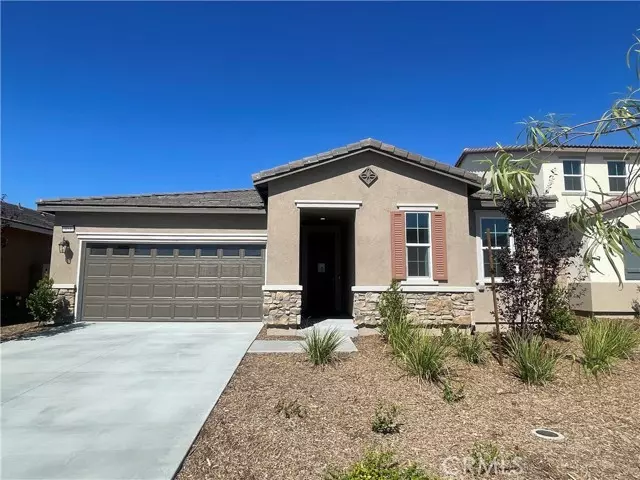 414 Calla Lily Court, Perris, CA 92570