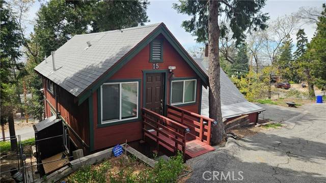 Running Springs, CA 92382,15 Ponderosa Pike