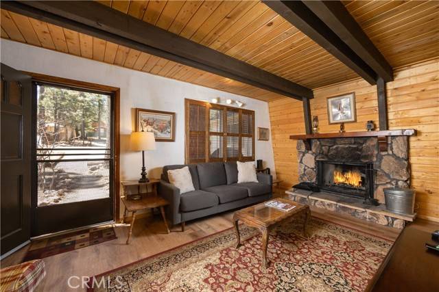 Big Bear Lake, CA 92315,42554 Cedar Avenue