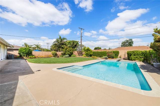 Tustin, CA 92780,12351 Woodlawn Avenue