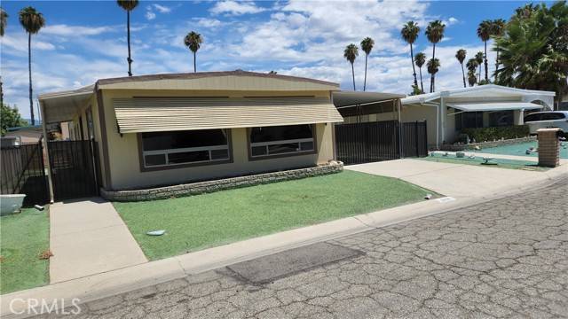 868 Santo Tomas Drive, Hemet, CA 92545