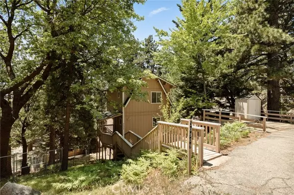 Running Springs, CA 92382,30909 Summit Drive