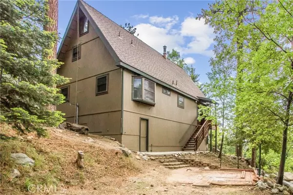 Angelus Oaks, CA 92305,6429 Cedar Avenue