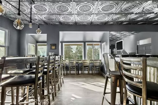 Lake Arrowhead, CA 92385,28670 Ca-18