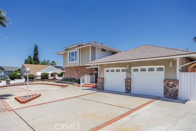 2001 Cypress Point Drive, Corona, CA 92882
