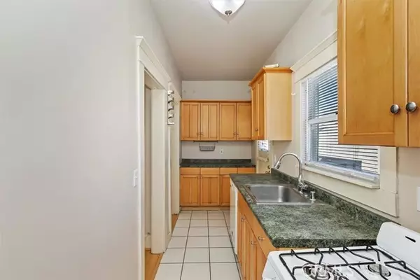 Long Beach, CA 90802,625 E Broadway