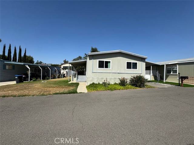 15181 Van Buren Boulevard #60, Riverside, CA 92504