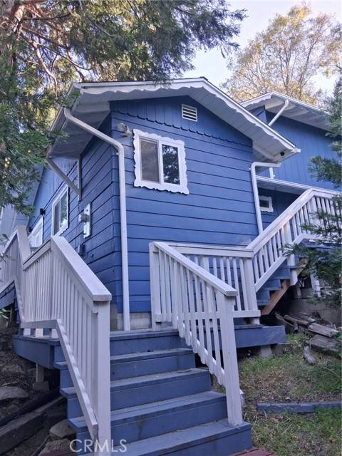 210 Wylerhorn Drive, Crestline, CA 92325