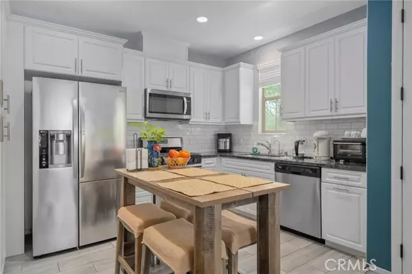 Ontario, CA 91762,4171 S Cardinale Privado #2